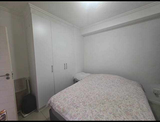 2 BEDROOM APARTMENT FOR SALE IN UMHLANGA RIDGE